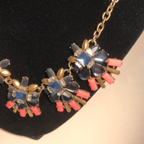 J Crew Necklace - Picture 6 of 10